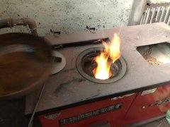 生物質鍋爐_生物質顆粒取暖爐_生物顆粒燃燒機